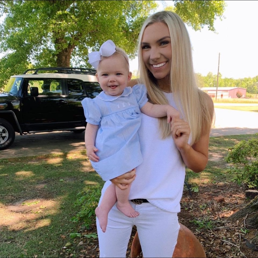 Meet your Posher, Caitlyn